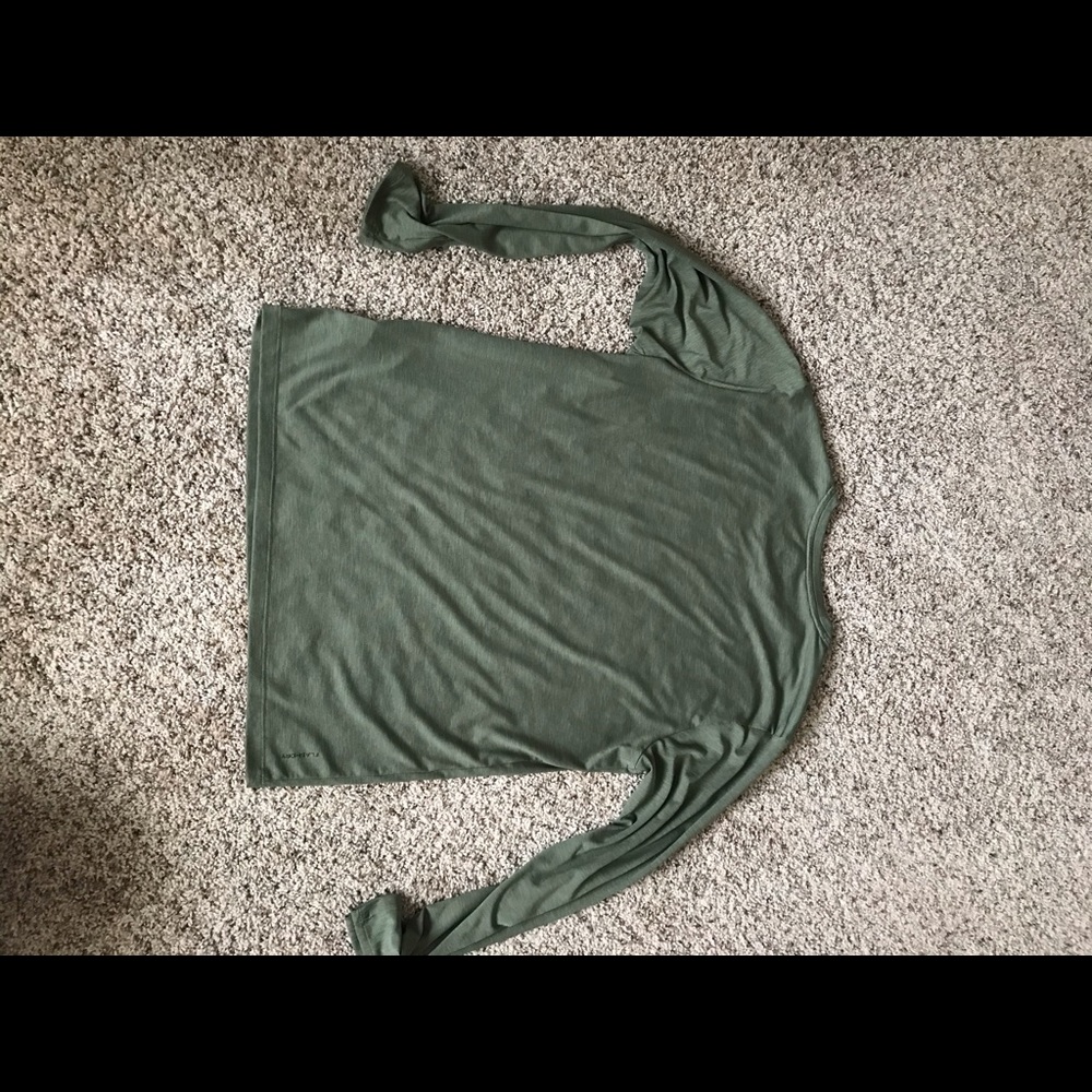The North Face Long Sleeve Green Shirt (Men’s M) - Picture 4 of 5